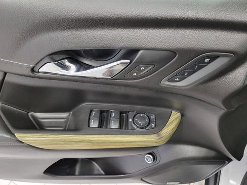 Used 2019 GMC Acadia Denali image 29