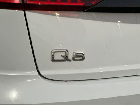 Used 2019 Audi Q8 Prestige image 15