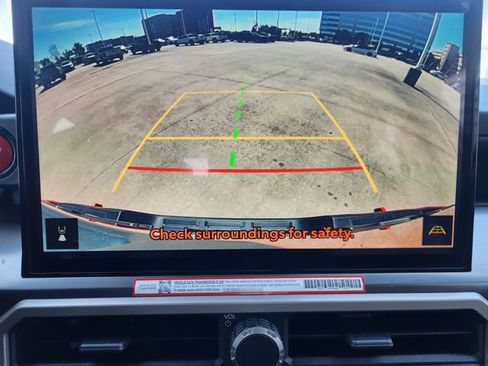 Certified 2025 Toyota Tacoma TRD Sport image 18