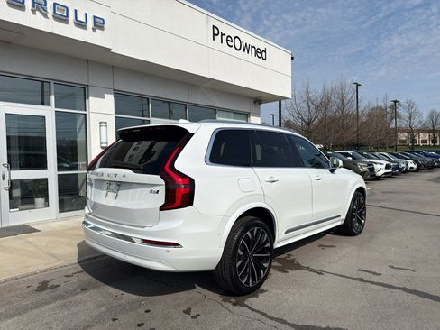 Used 2025 Volvo XC90 B6 Ultra image 3
