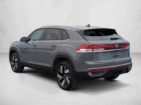 Used 2024 Volkswagen Atlas Cross Sport SE image 8