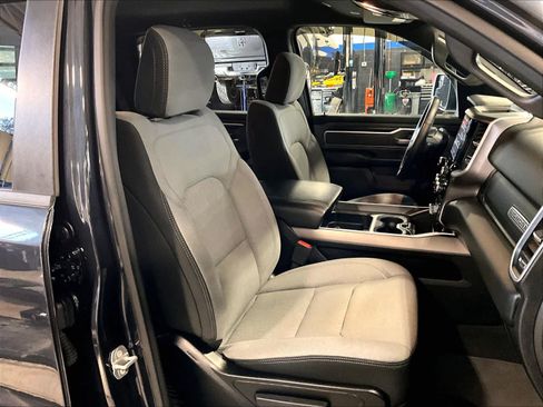 Used 2021 RAM 1500 Big Horn image 11