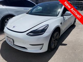 Used 2023 Tesla Model 3 Standard Range RWD video 1