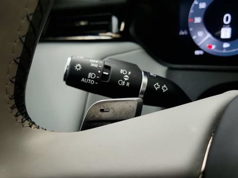 Used 2026 Land Rover Range Rover Velar Dynamic SE AWD/4WD image 60