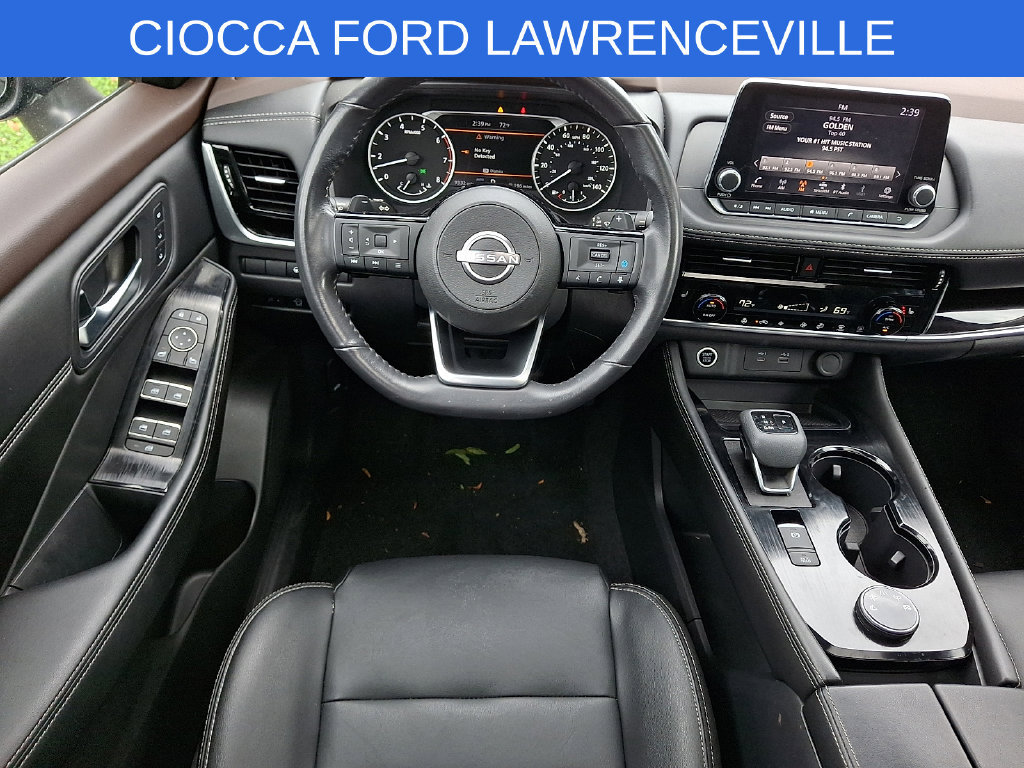 Used 2023 Nissan Rogue SL AWD/4WD image 2