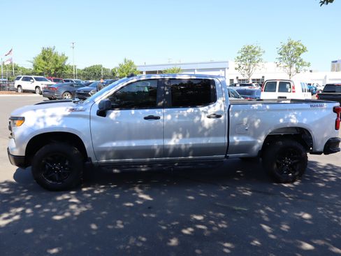 Used 2022 Chevrolet Silverado 1500 Custom Trail Boss AWD/4WD image 19