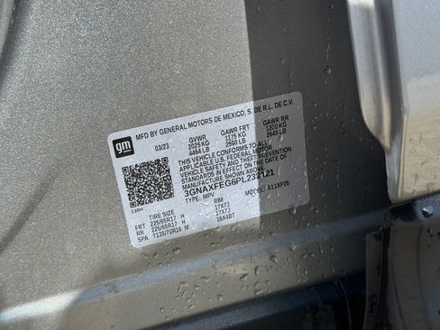 Used 2023 Chevrolet Equinox LS FWD image 31
