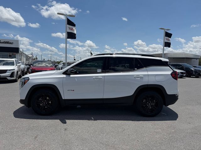 Used 2022 GMC Terrain AT4 w/ Tech Package AWD/4WD image 8