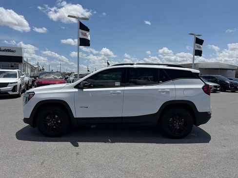Used 2022 GMC Terrain AT4 w/ Tech Package AWD/4WD image 8