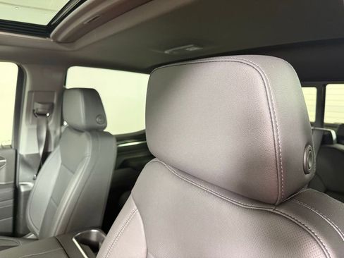 New 2025 GMC Sierra 1500 SLT w/ SLT Premium Package image 14