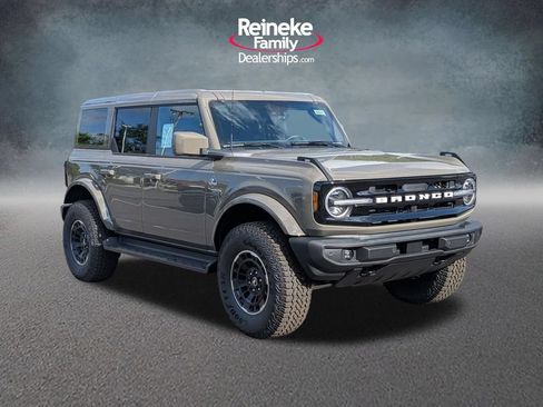 New 2026 Ford Bronco Outer Banks AWD/4WD image 3