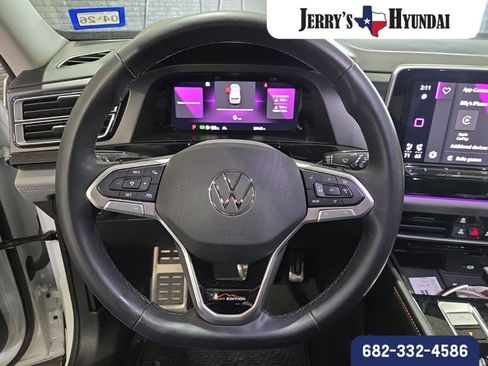 Used 2024 Volkswagen Atlas Peak Edition SE AWD/4WD image 14