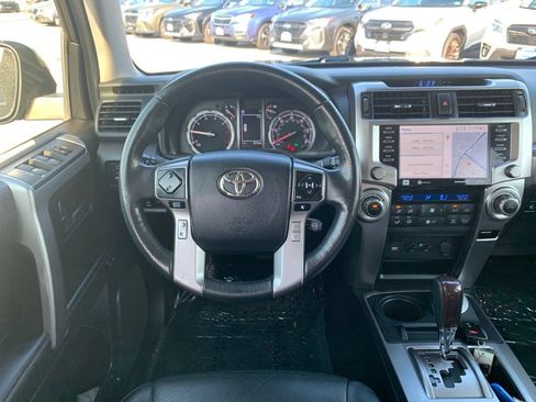 Used 2024 Toyota 4Runner Limited AWD/4WD image 9