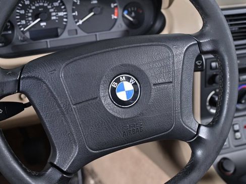 Used 1996 BMW Z3 1.9 RWD image 14