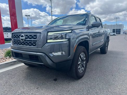 Used 2024 Nissan Frontier SL w/ Technology Package AWD/4WD image 1