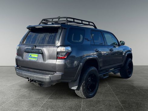 Used 2019 Toyota 4Runner TRD Off-Road Premium w/ Wilderness Package image 7