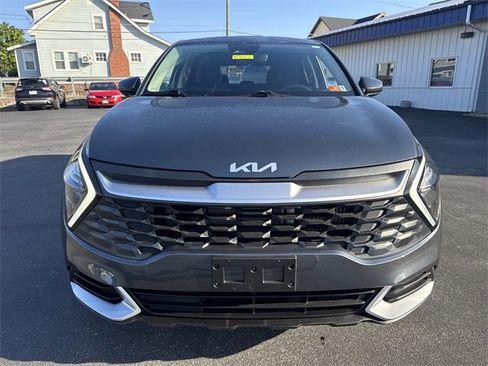 Used 2023 Kia Sportage LX image 11