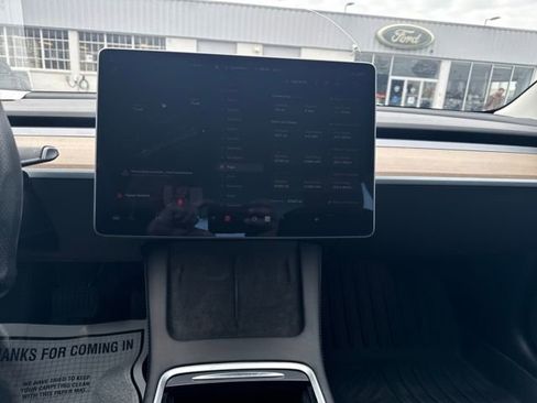 Used 2022 Tesla Model 3 Long Range image 16