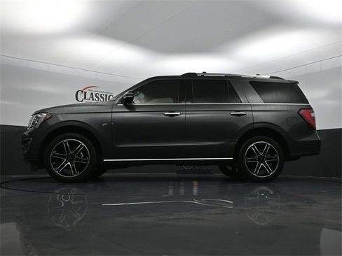 Used 2020 Ford Expedition Limited w/ Special Edition Package image 26