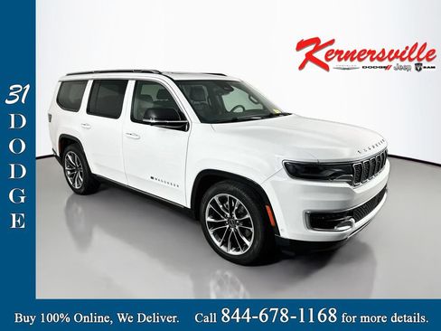 Used 2025 Jeep Wagoneer Series III w/ Premium Group I AWD/4WD image 1