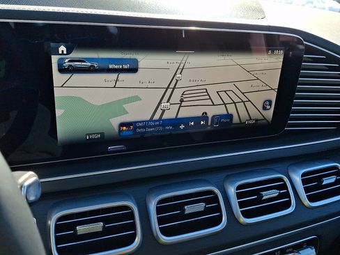 Certified 2026 Mercedes-Benz GLS 450 4MATIC image 18