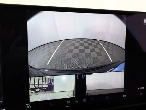 Used 2022 Tesla Model S image 62