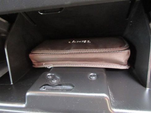 Used 2017 Jeep Patriot Sport w/ Power Value Group image 24