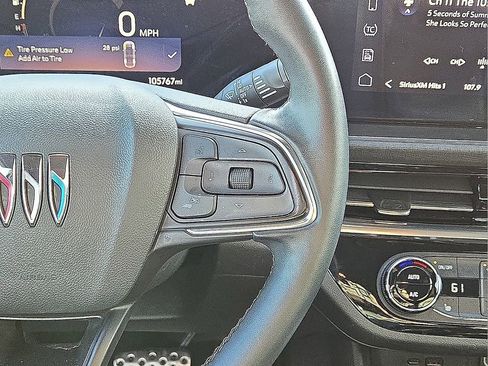 Used 2024 Buick Envista Sport Touring w/ Convenience I Package image 22