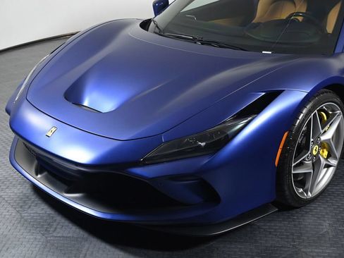 Certified 2022 Ferrari F8 Tributo RWD image 23