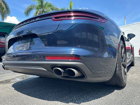 Used 2018 Porsche Panamera 4S AWD/4WD image 40