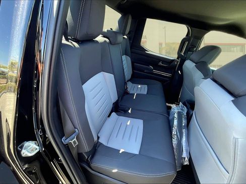 New 2025 Toyota Tacoma TRD Off-Road image 9