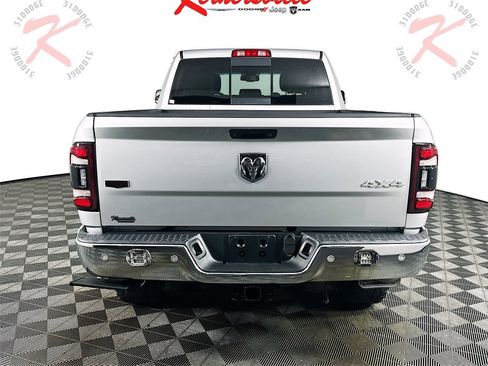 Used 2017 RAM 2500 Laramie image 6