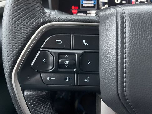 Used 2025 Toyota Tundra Limited image 26