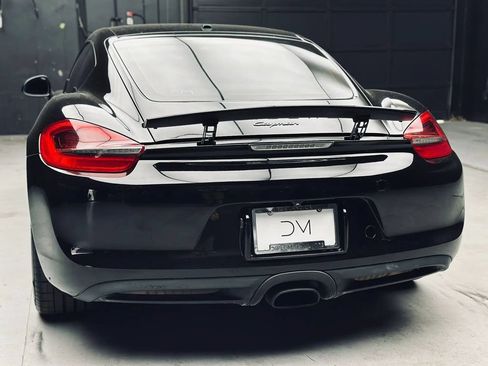 Used 2016 Porsche Cayman RWD image 16