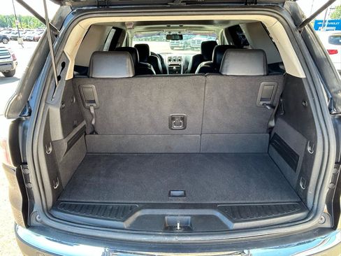Used 2010 GMC Acadia SLT AWD/4WD image 18