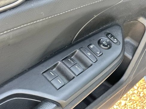 Used 2018 Honda Civic Sport Touring image 17