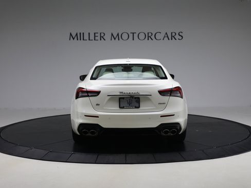 Certified 2022 Maserati Ghibli Modena Q4 image 6