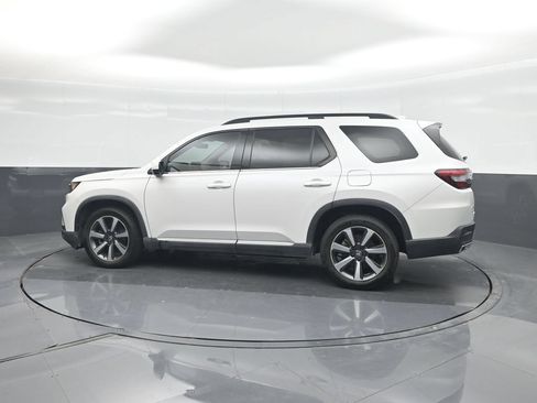 Used 2023 Honda Pilot Elite image 27
