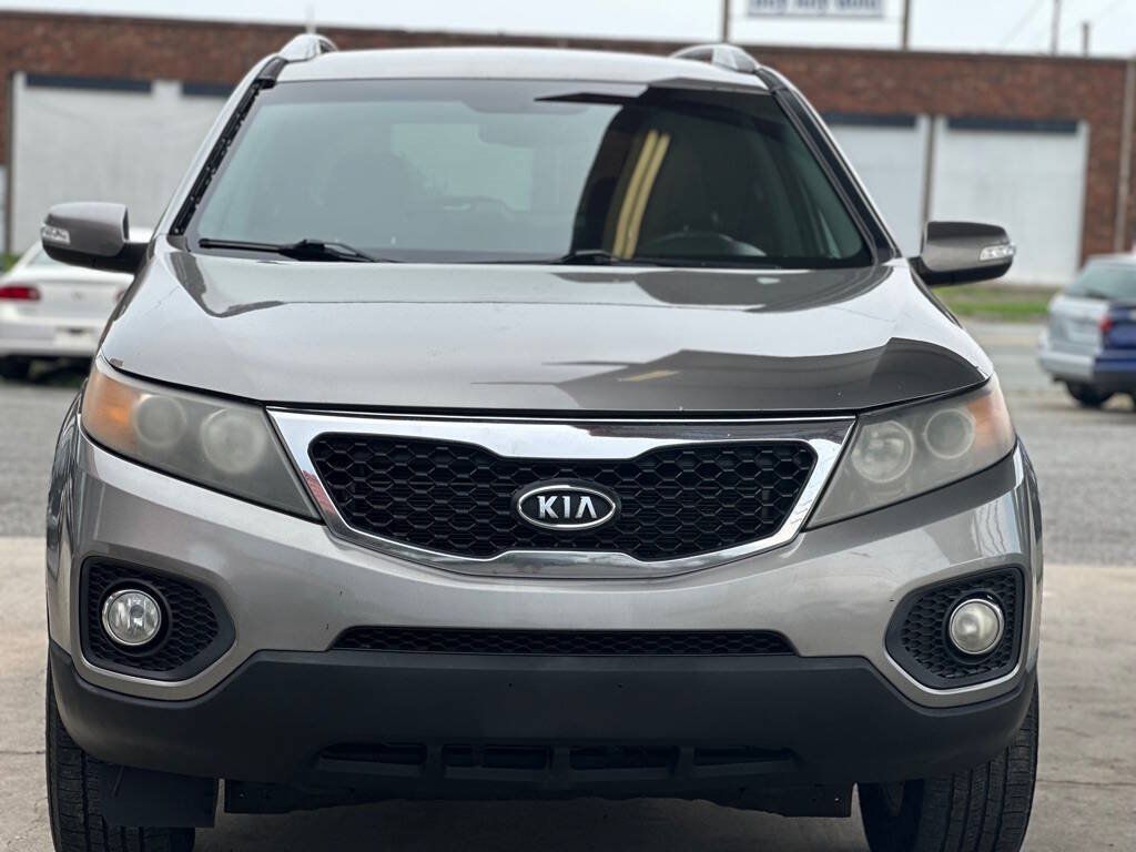 Used 2012 Kia Sorento LX w/ Convenience Pkg AWD/4WD image 3