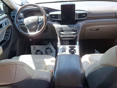 Used 2020 Ford Explorer Platinum w/ Premium Technology Package AWD/4WD image 5