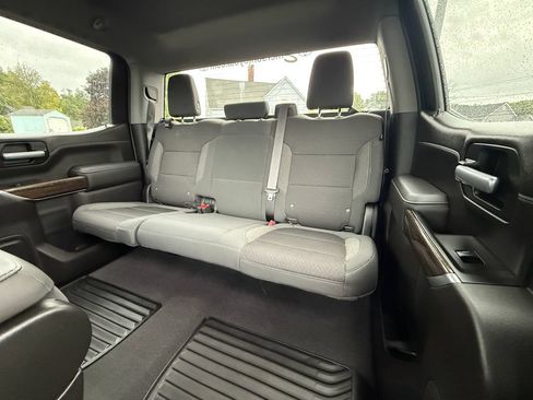 Used 2020 GMC Sierra 1500 SLE w/ SLE Value Package AWD/4WD image 14