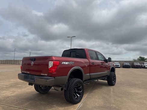 Used 2016 Nissan Titan PRO-4X AWD/4WD image 24