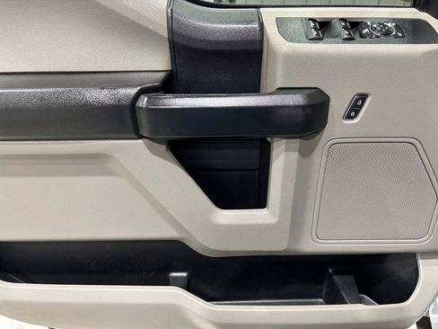 Used 2019 Ford F250 XL w/ Power Equipment Group AWD/4WD image 16
