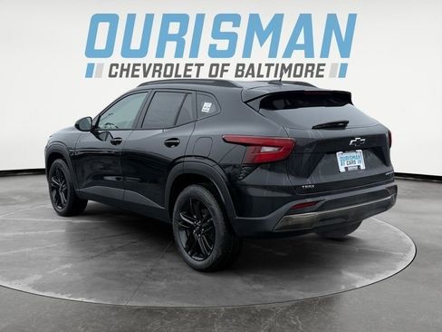 New 2026 Chevrolet Trax ACTIV w/ Sunroof Package FWD image 4