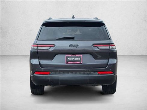 Used 2021 Jeep Grand Cherokee L Laredo AWD/4WD image 7
