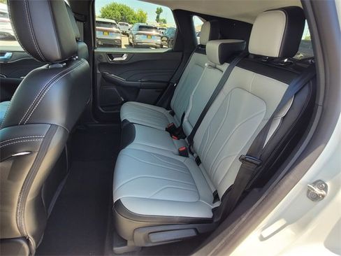 New 2025 Ford Escape SE w/ PHEV Premium Package image 6