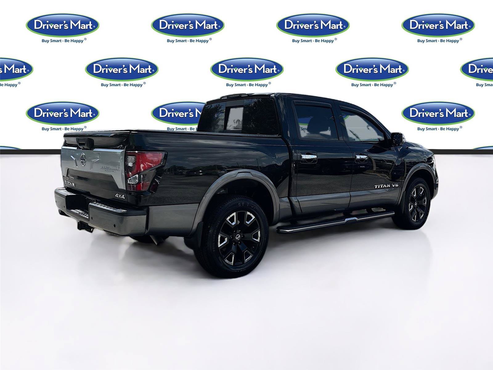 Used 2020 Nissan Titan Platinum Reserve w/ Moonroof Package AWD/4WD image 7