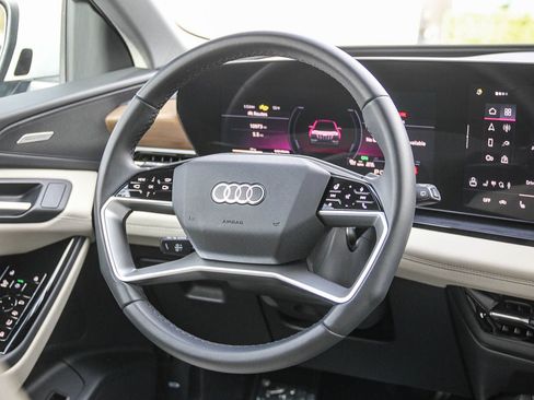 Certified 2025 Audi Q6 e-tron Premium Plus image 15