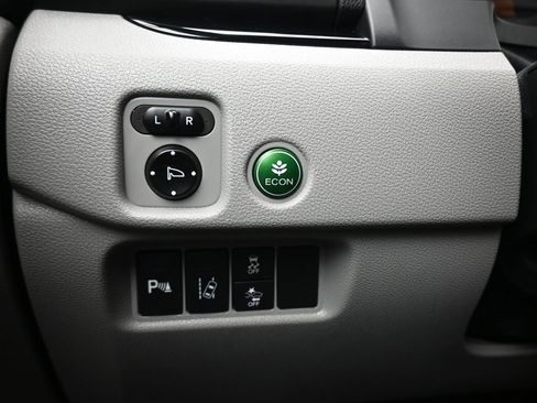 Used 2016 Honda Pilot Elite image 28