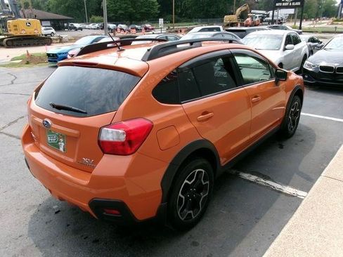 Used 2015 Subaru Crosstrek 2.0i Premium AWD/4WD image 5